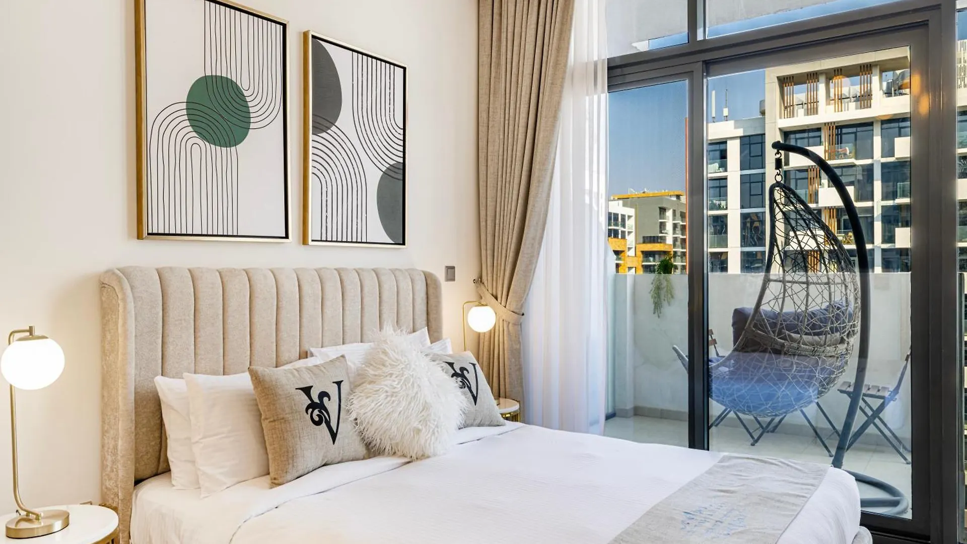 Apartament Stylish Bright Studio With Balcony & Cozy Escape Dubaj Zjednoczone Emiraty Arabskie